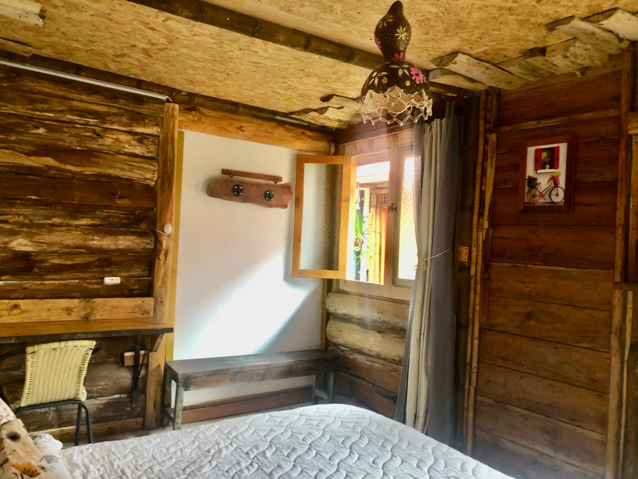 Habitación Doble con Baño Privado